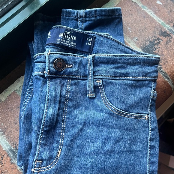 Hollister High-Rise Jean Leggings - Picture 2 of 5